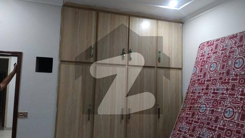 ہربنس پورہ روڈ لاہور میں 4 کمروں کا 6 مرلہ مکان 1.75 کروڑ میں برائے فروخت۔