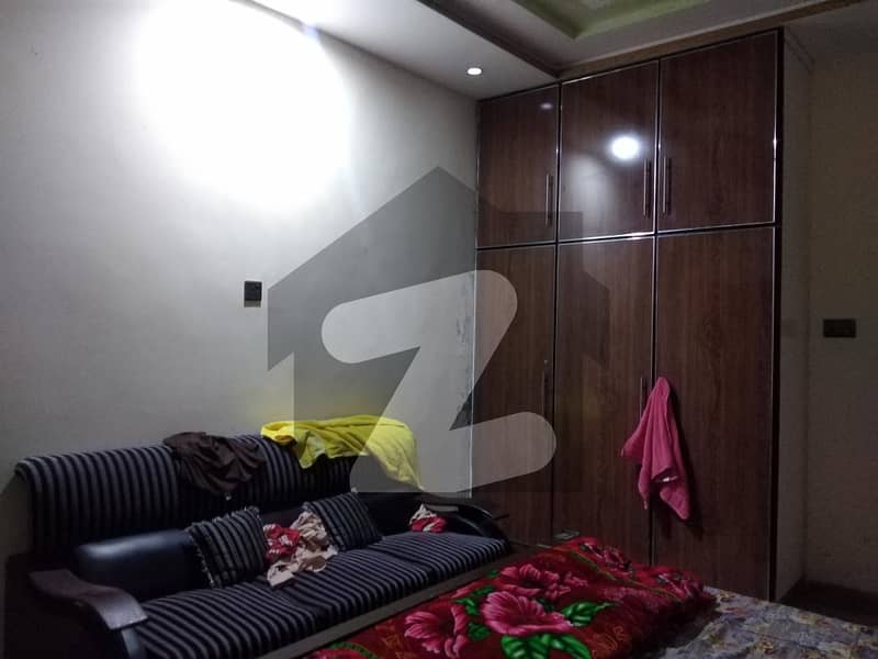 2.5 Marla House In Ghazi Road For rent