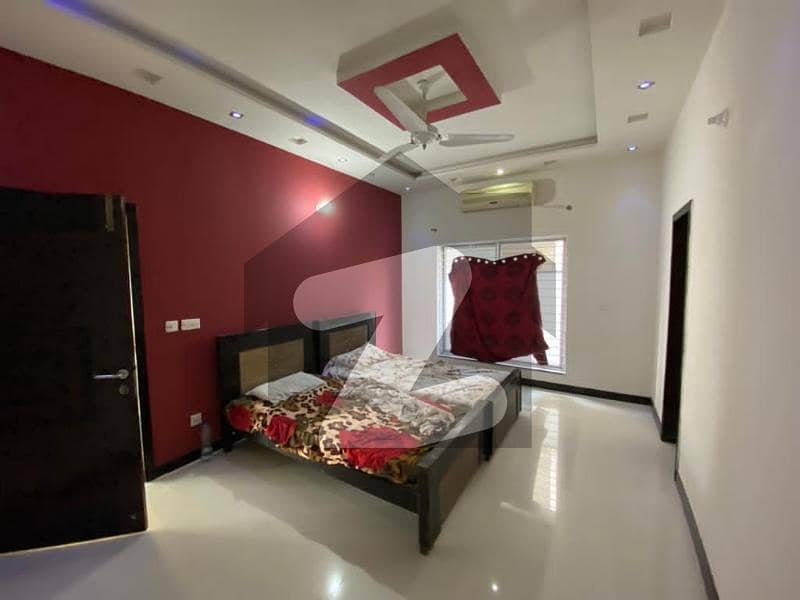 A Great Choice For A 2700 Square Feet Room Available In Paragon City