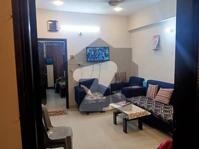 شانزیل گالف ریزڈینسیا جناح ایونیو کراچی میں 2 کمروں کا 4 مرلہ فلیٹ 30 ہزار میں کرایہ پر دستیاب ہے۔