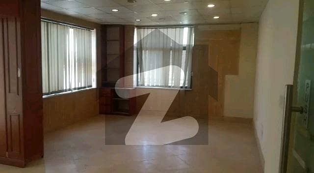 آئی ۔ 9 اسلام آباد میں 2 کمروں کا 13 مرلہ دفتر 4 لاکھ میں کرایہ پر دستیاب ہے۔