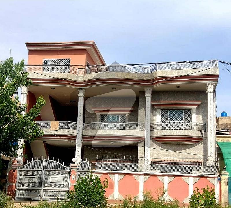 10 Marla Double Storey House For Sale With All Facilities