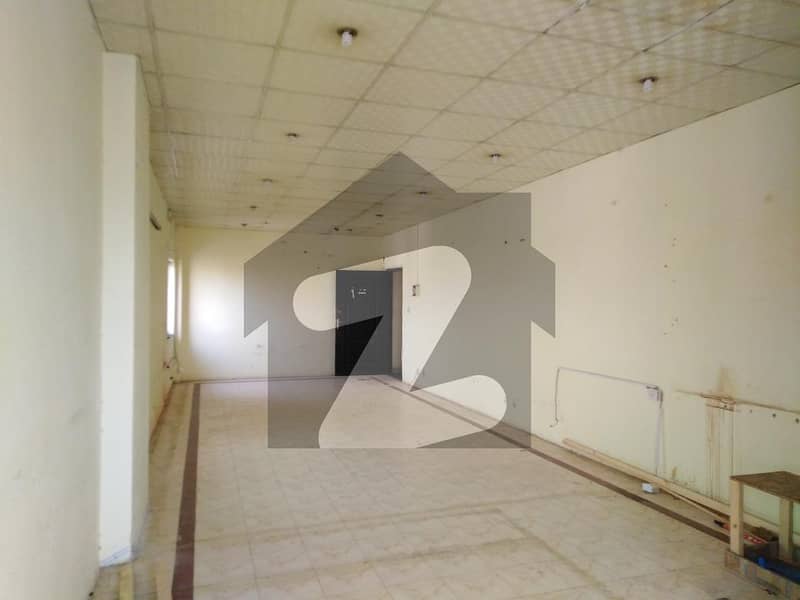 370 Square Feet Office For Grabs In Gulberg