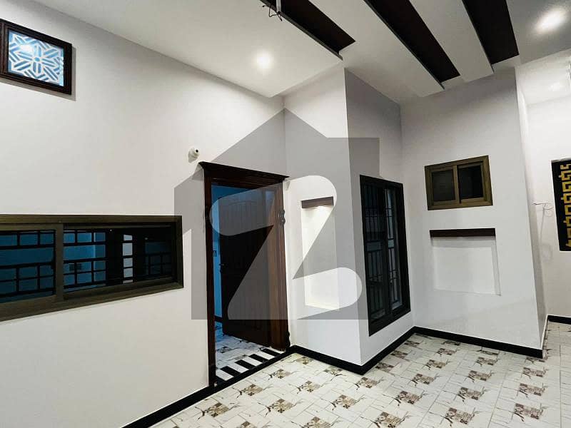 الحرام کے ایگزیکٹو ولاز جہانگی والا روڈ بہاولپور میں 4 کمروں کا 5 مرلہ مکان 1.3 کروڑ میں برائے فروخت۔