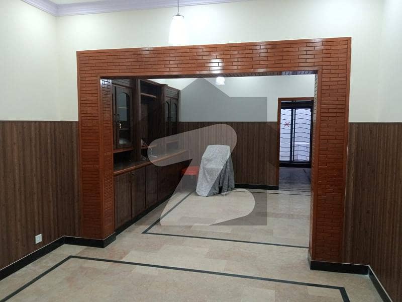 ڈیفنس روڈ راولپنڈی میں 2 کمروں کا 5 مرلہ مکان 95 لاکھ میں برائے فروخت۔