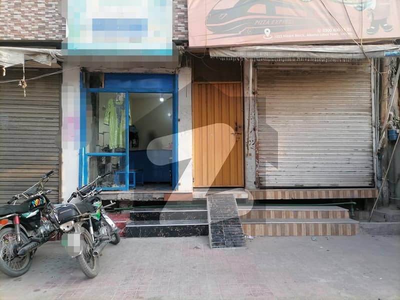Building For sale Situated In Allama Iqbal Town - Nizam Block