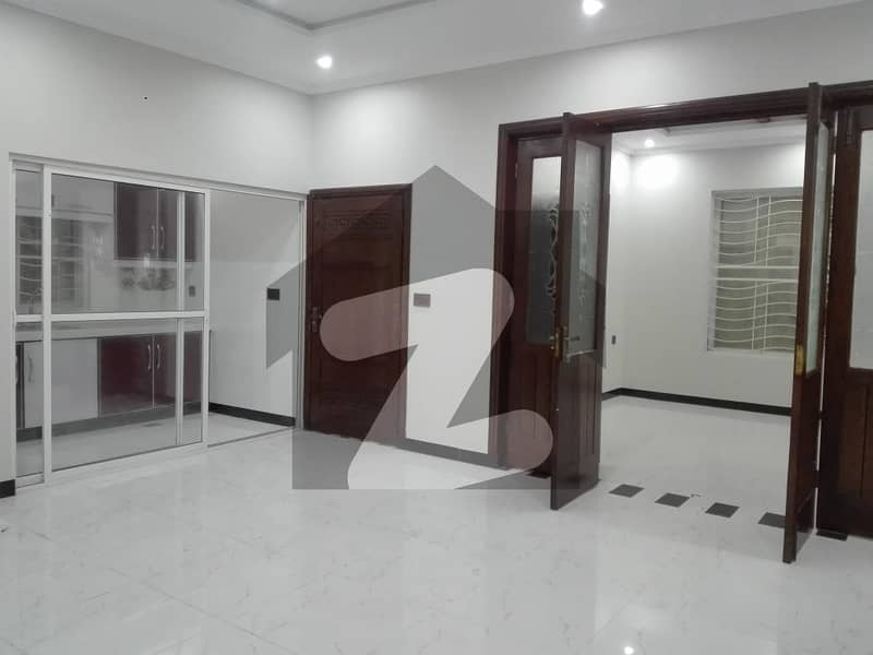 5 Marla House For sale In Abbas Block