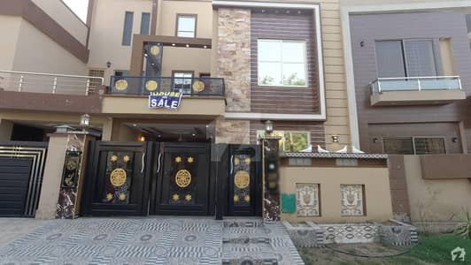 6 Marla Brand New Designer House For Sale in BB Block Sector D Bahria Town Lahore.