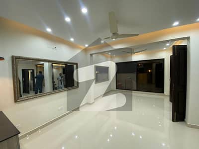 8 Marla Like New House Near To Mosque For Sale In Usman Block Bahria Town Lahore