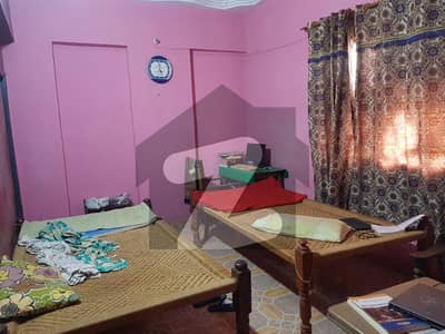 گلشن سحر حیدر آباد میں 4 کمروں کا 5 مرلہ فلیٹ 40 لاکھ میں برائے فروخت۔