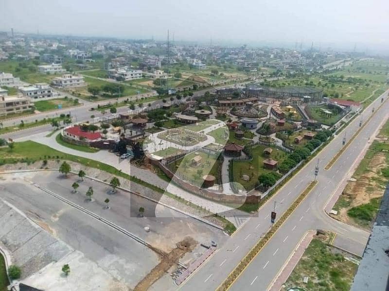 PLOT AVAILABLE FOR SALE C-1 SIZE 5 MARLA IN MULTI GARDENS B-17 ISLAMABAD