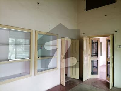 5.4 Marla House available for sale in Gol Chakar if you hurry