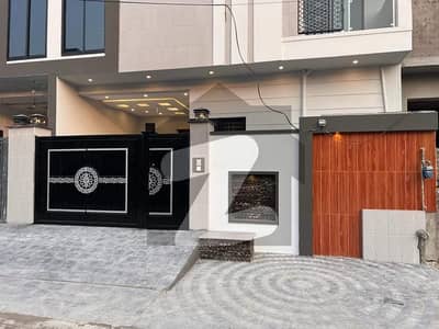 5.25 Marla Beautiful House For Sale In People Colony Gujranwala