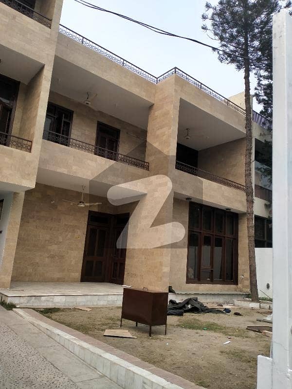 3 Kanal House For Rent Near Main Boulevard Gulberg Lahore