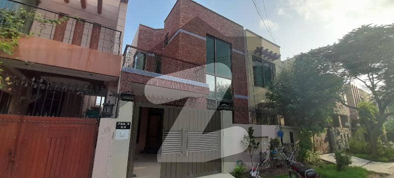 Cantt Properties Offers 10 Marla Stunning House For Rent In Phase 1 Dha
