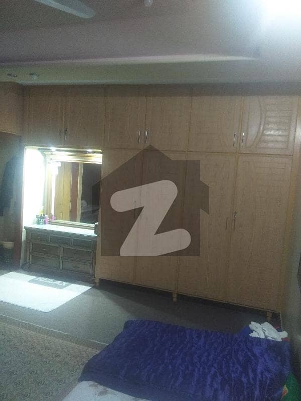 گڑھی شاہو لاہور میں 5 کمروں کا 5 مرلہ مکان 2.1 کروڑ میں برائے فروخت۔