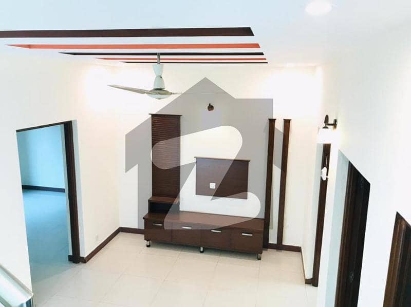 5 marla complete house for rent at very exotic location of BB Block near McDonald s, Rainbow cash and carry, Masjid Sarwar and Parks