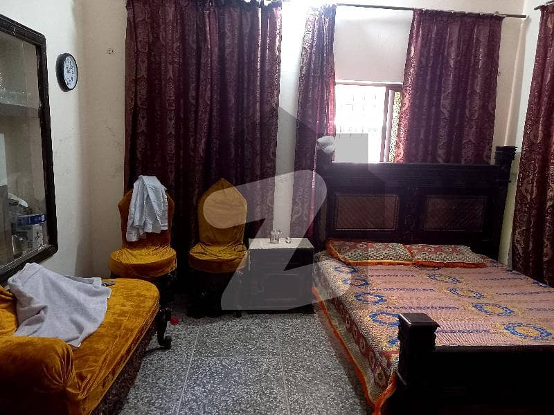 میسرائل روڈ راولپنڈی میں 5 کمروں کا 8 مرلہ مکان 1.1 کروڑ میں برائے فروخت۔