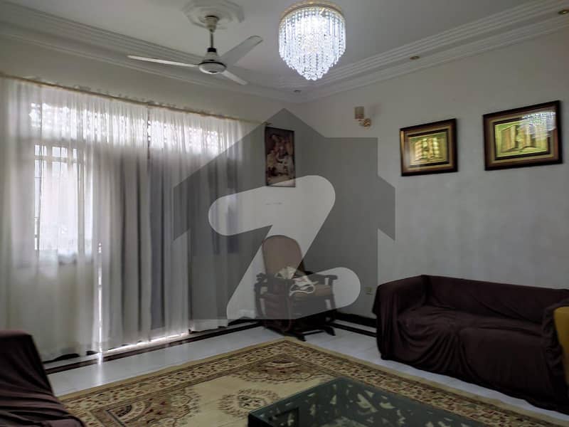 240 Sq Yards West Open Portion For Rent In Gulistan E Johar Block2