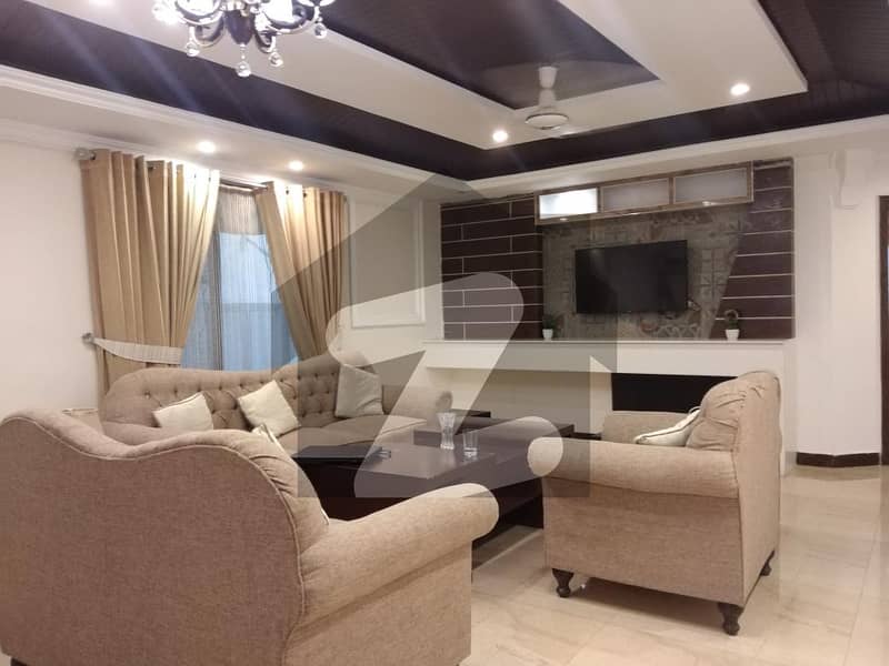 8 Marla Flat For rent Is Available In DHA Phase 3