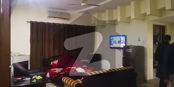 1 Kanal Upper Portion With 3 Huge Bedrooms Available For Rent In DHA Phase 4.