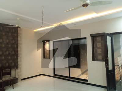 Brand New One Kanal Beautiful Upper Portion Available For Rent