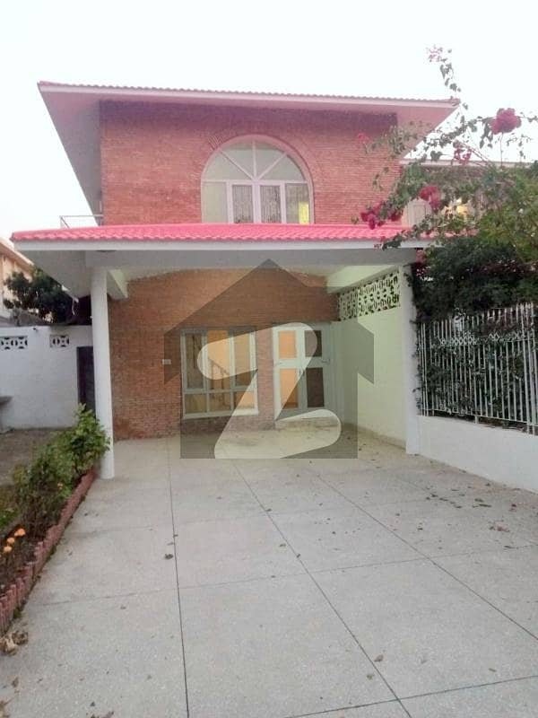 Independent Separate Gate Fully Furnished 3 Bed Portion in F-6 For Rent