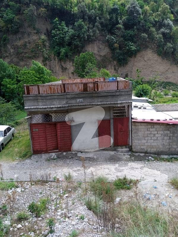 ایبٹ آباد سٹی قراقرم ہائی وے ایبٹ آباد میں 3 کمروں کا 4 مرلہ مکان 55 لاکھ میں برائے فروخت۔