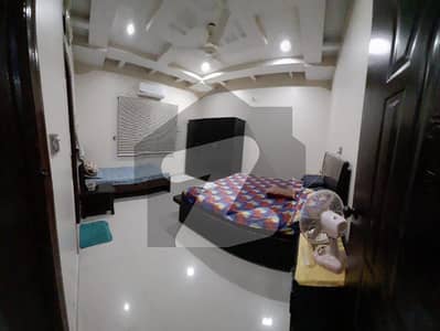عامل کالونی کراچی میں 4 کمروں کا 6 مرلہ مکان 3.5 کروڑ میں برائے فروخت۔