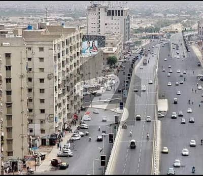 راشد منہاس روڈ کراچی میں 11 مرلہ عمارت 12 کروڑ میں برائے فروخت۔