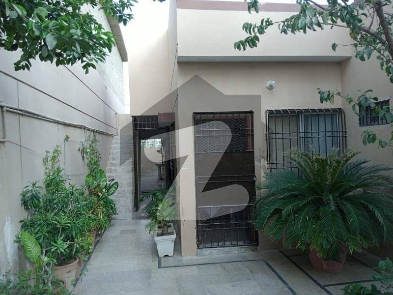 200 Yards West Open Available In Mehran Bungalow