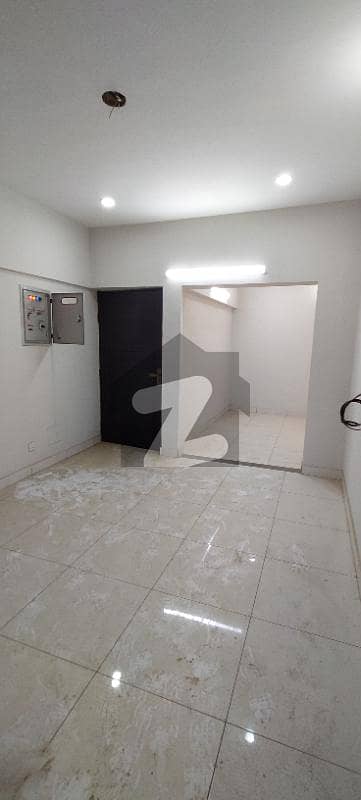 کامران چورنگی کراچی میں 3 کمروں کا 7 مرلہ فلیٹ 1.55 کروڑ میں برائے فروخت۔