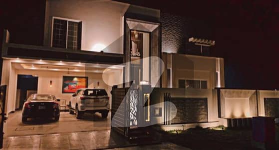 Dha Phase 8 Sector V 1 Kanal House For Sale