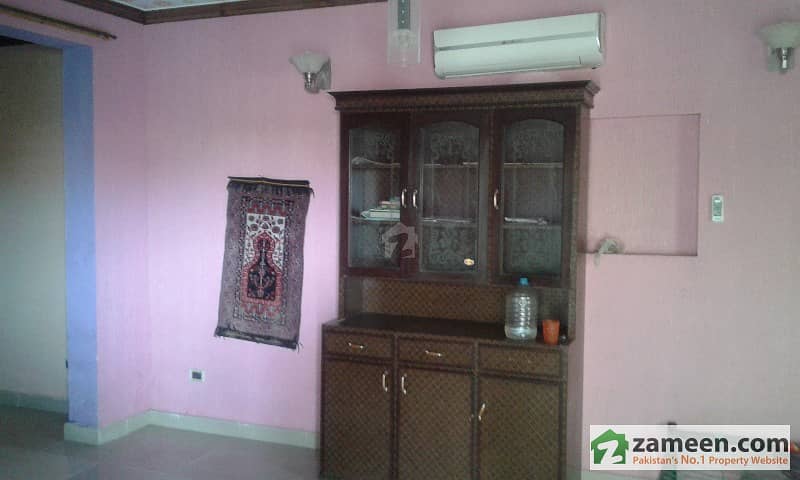 30X60 House For Sale In G-13 Islamabad