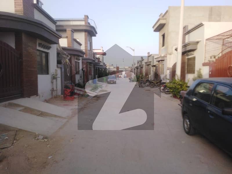 صائمہ عریبین ولاز گداپ ٹاؤن کراچی میں 2 کمروں کا 5 مرلہ مکان 1.25 کروڑ میں برائے فروخت۔