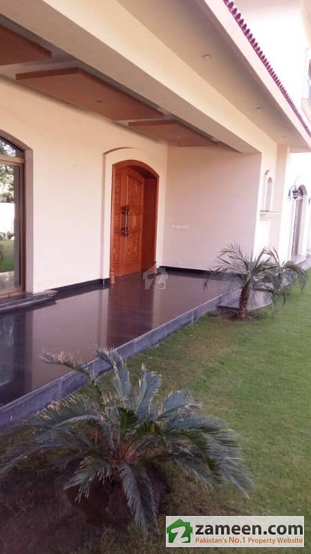 Reasonable Demand 8 Kanal Farm House For Sale In Bedian Road Lahore