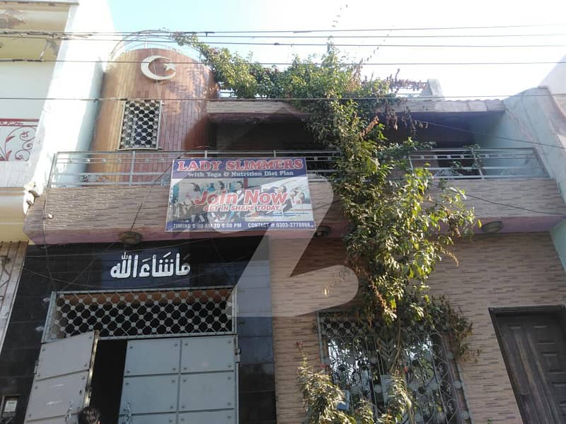 گلفشاں کالونی فیصل آباد میں 4 مرلہ مکان 1 کروڑ میں برائے فروخت۔
