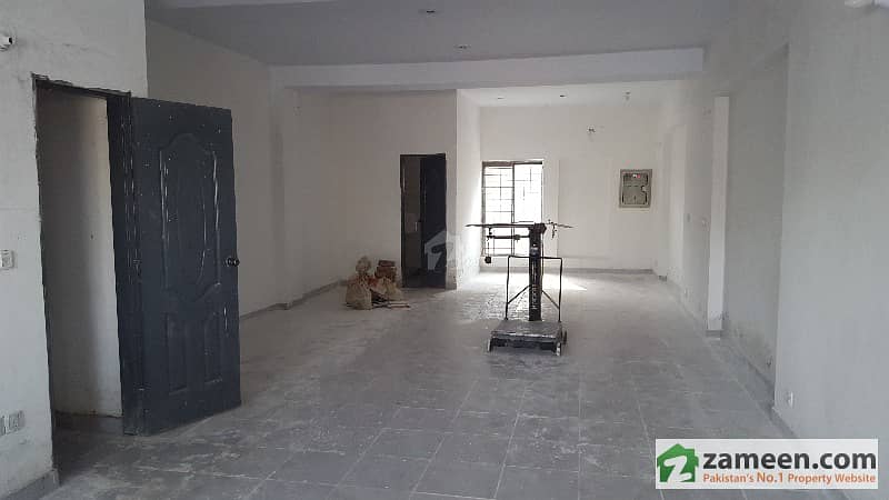2-KANAL HOUSE FOR SALE IN GULBURG-3 LAHORE