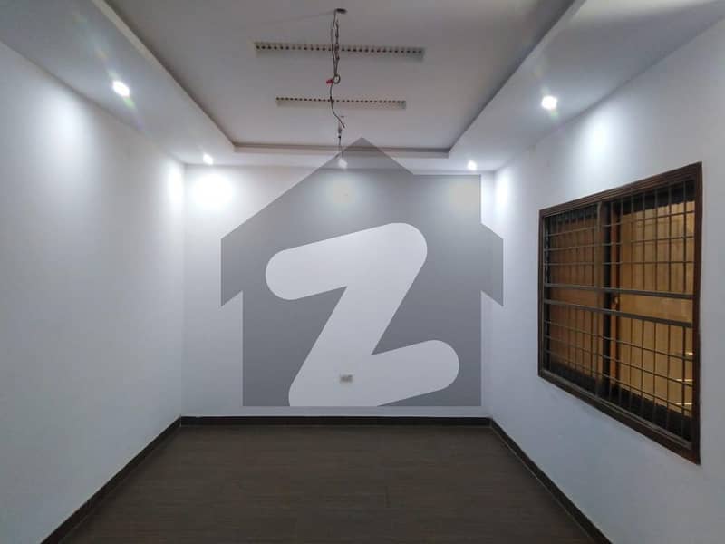 7 Marla House In Lahore Is Available For Rent