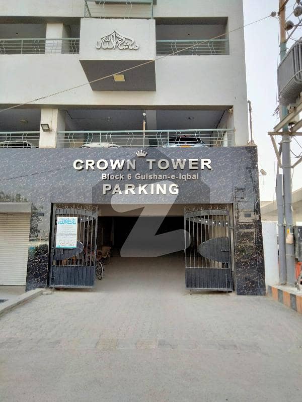 Luxury Apartment Crown Tower Brand New Available For Main Uni Road (ideal Location) Luxury Apartment Crown Tower Brand New Available For Main Uni Road (ideal Location)