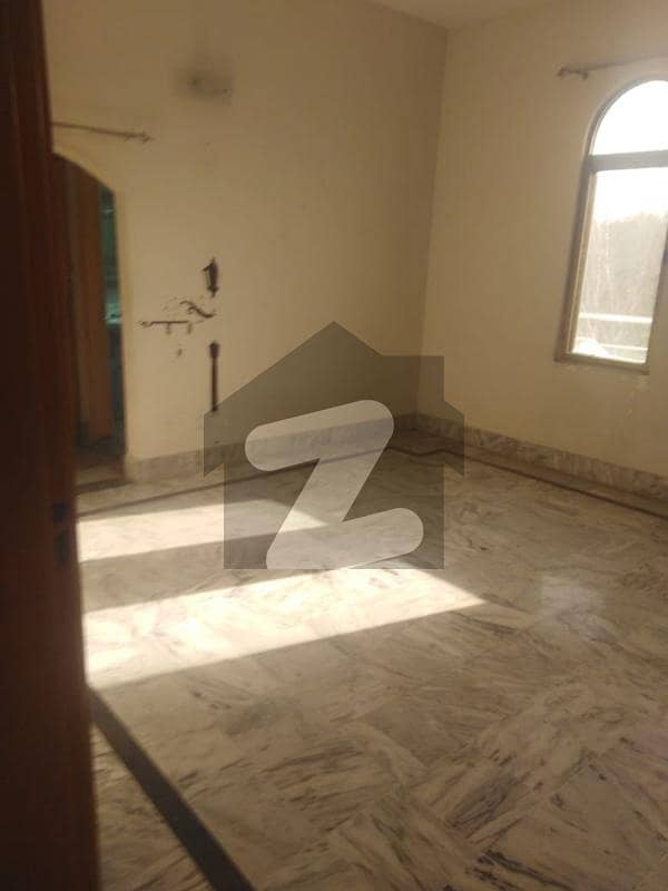 Corner Sun Face Double Storey House Available For Rent In I-8 Islamabad