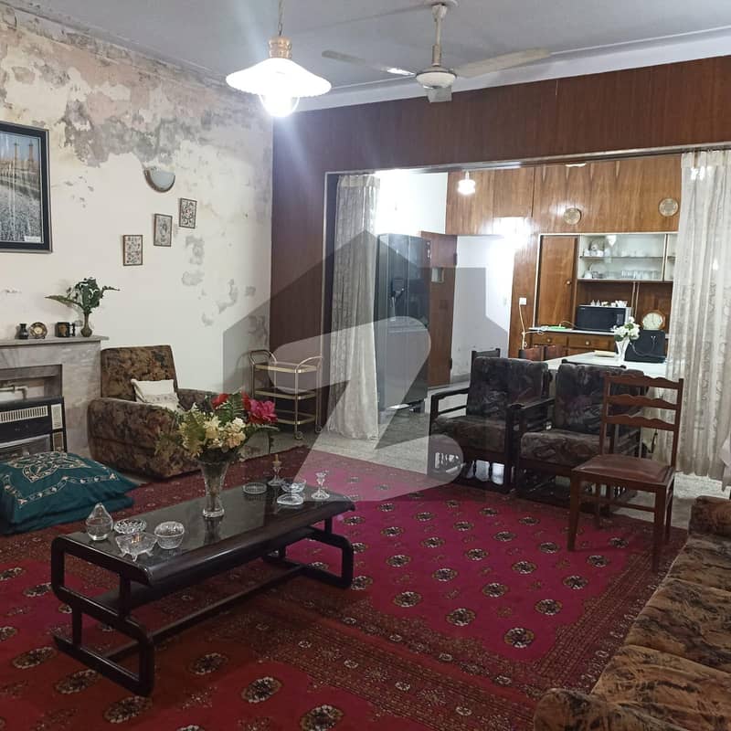 This Is Your Chance To Buy House In E-11/4 Islamabad