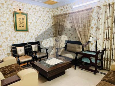 خان کالونی ملتان میں 5 کمروں کا 7 مرلہ مکان 1.3 کروڑ میں برائے فروخت۔