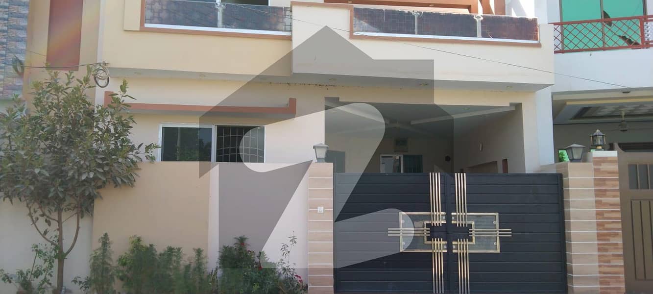 House Sized 7 Marla Available In Wapda Town Phase 2 - Block R