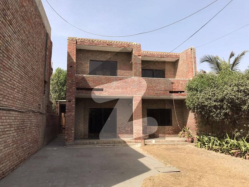 Darakhshan Villa Available For Rent