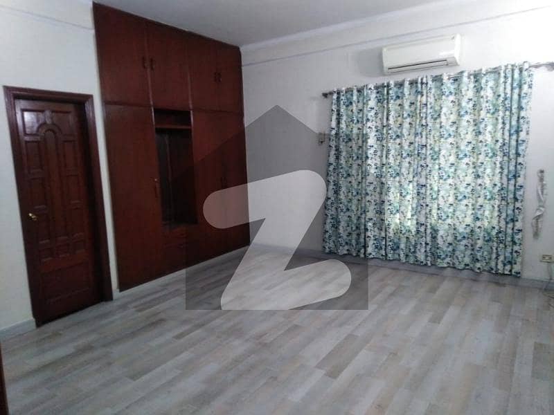 Defence 1 Kanal House For Rent On Prime Location Near To Park