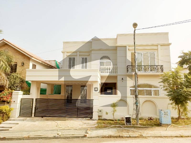 1 Kanal Brand New Corner And Luxury Bungalow Up For Sale