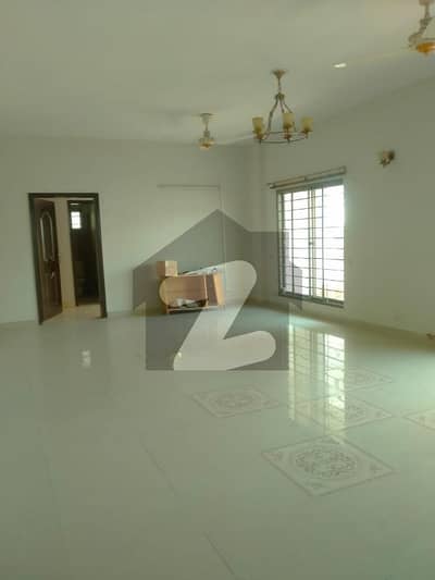 12 MARLA 4 BED FLAT FOR RENT IN ASK-11