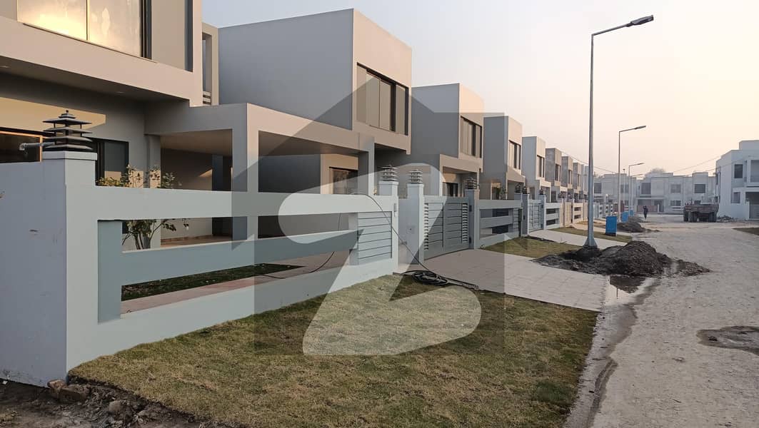 Spacious Facing Park 12 Marla House Available For sale In DHA Villas