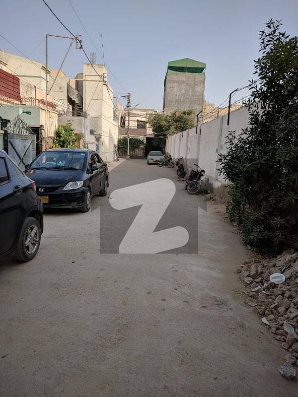 200 Square Yards Plot Pechs Block 2, 3 Side Corner,main Road Plot 200 Square Yards Plot Pechs Block 2, 3 Side Corner,main Road Plot